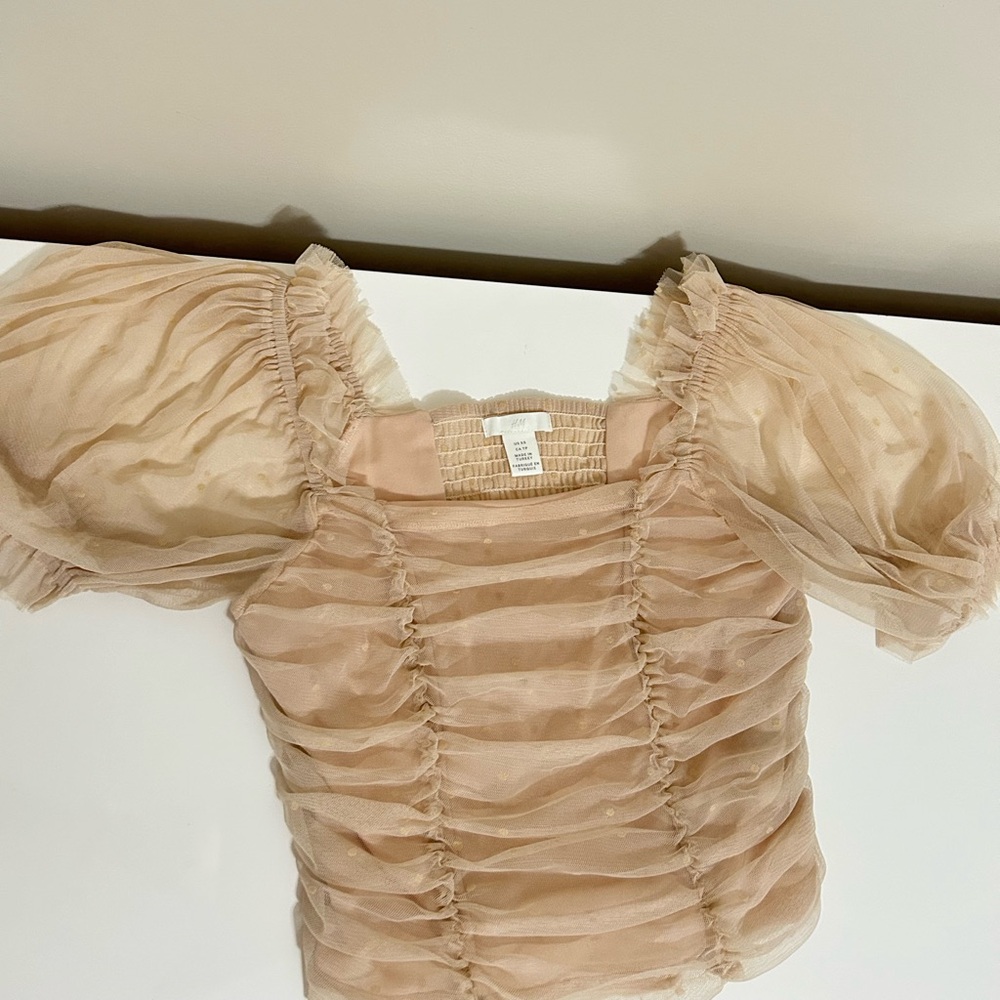 H&M Beige Ruched Mesh Top